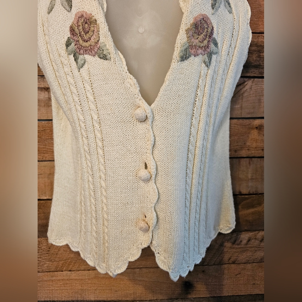 Jantzen Classic Women's Vintage Sweater Vest hand Embroidered Cream Floral Sz L - Picture 6 of 16